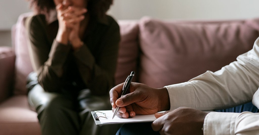 O poder da psicanálise: Saiba como ela pode ajudar com a autoestima